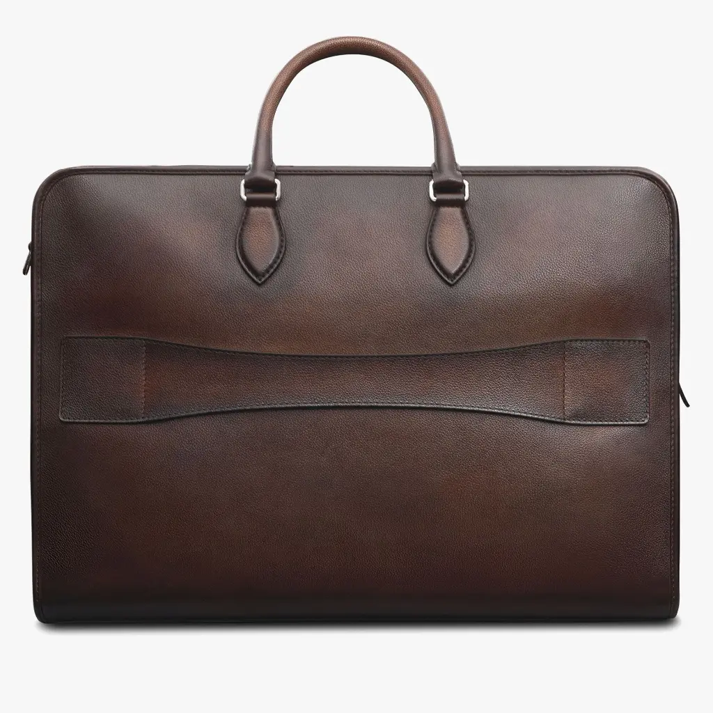 M245423_overnight-scritto-leather-travel-bag_soft-brown_berluti_03.webp