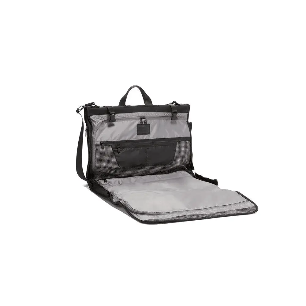 tumi_117148_black_1.webp