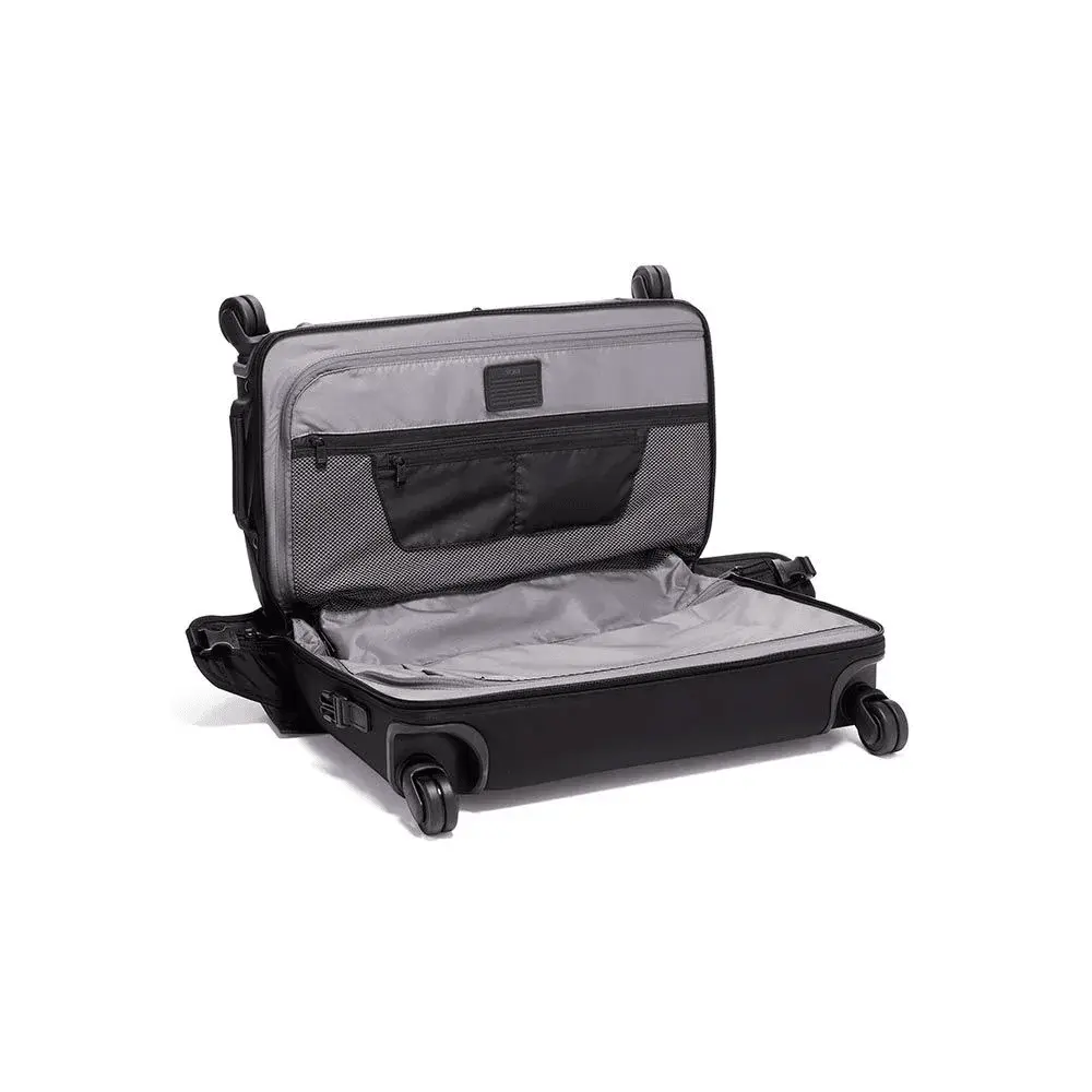 tumi_117150_black_1.webp