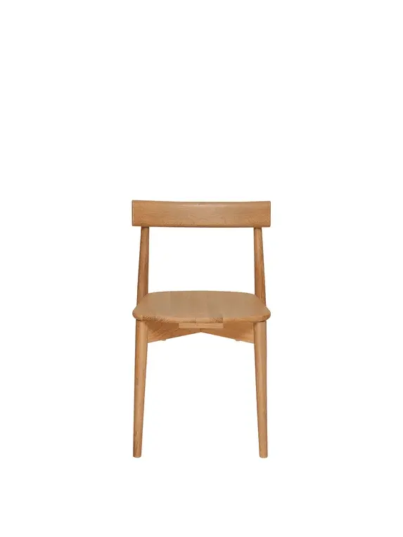 Ava--4550--chair--cutoutFront-1--Oak--DM.webp